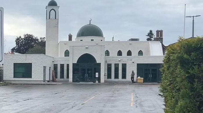 کینیڈا میں مسجد کے بانی رکن کا قاتل بیٹا نکلا