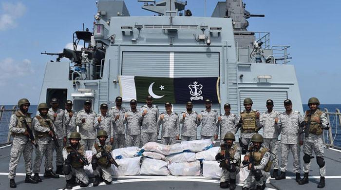 پاکستان نیوی نے بحیرہ عرب میں تقریباً 1 ارب ڈالر کی منشیات پکڑ لی، امریکی سینٹ کام کا خراج تحسین