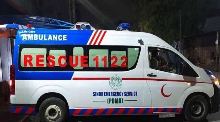 بدین میں کار حادثہ، صوبائی وزیر اسماعیل راہو کی بہن حسنہ راہو سمیت 2 افراد جاں بحق