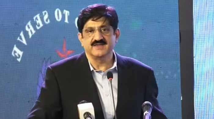 وزیراعلیٰ سندھ نے کراچی میں ٹریفک خلاف ورزیوں پر ای چالان سسٹم کا افتتاح کردیا
