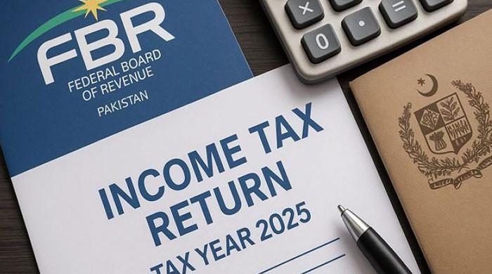 ایف بی آر کیلئے خطرے کی گھنٹی، انکم ٹیکس جمع کرانے والوں میں 10 لاکھ نے آمدن صفر ظاہر کی 