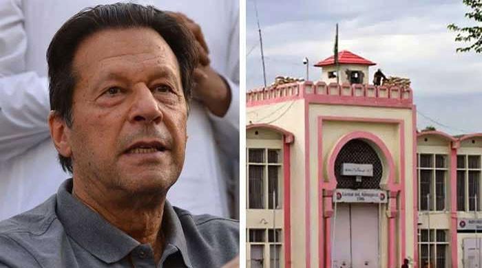 عمران خان سے آج ملاقات کیلئے ناموں کی الگ الگ فہرستیں سامنے آ گئیں