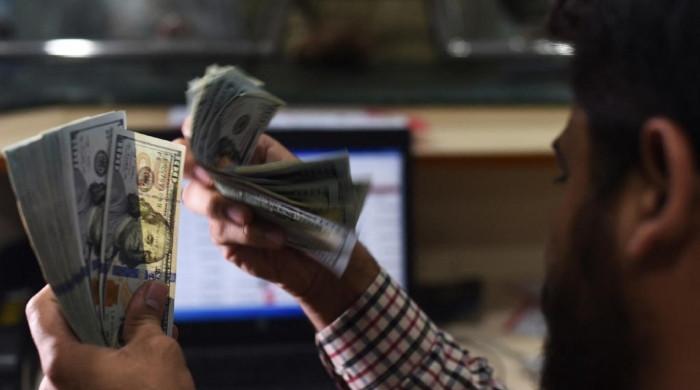 اوورسیز پاکستانیوں نے ستمبر کے مقابلے اکتوبر میں 7.34 فیصد زائد ترسیلات زر بھیجے