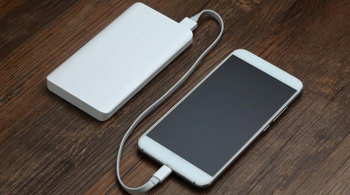 میلبرن ائیرپورٹ پر پاور بینک پھٹنے سے مسافر جھلس گیا