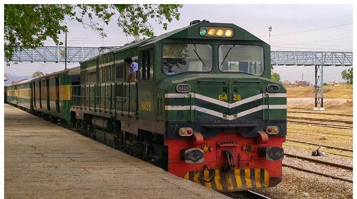 کوئٹہ سے پشاور جانے والی جعفر ایکسپریس کی آمد و رفت 4 روز کیلئے معطل 