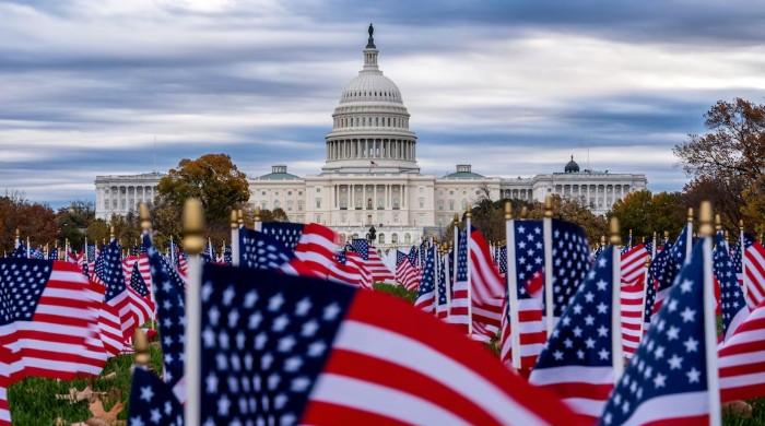 امریکی تاریخ کا طویل ترین حکومتی شٹ ڈاون ختم کرنے کیلئے بل سینیٹ سے منظور