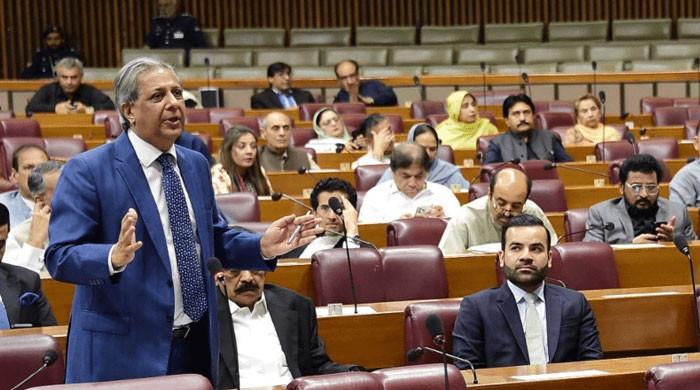 قومی اسمبلی کا اجلاس شروع، 27 ویں آئینی ترمیم کا بل پیش کر دیا گیا