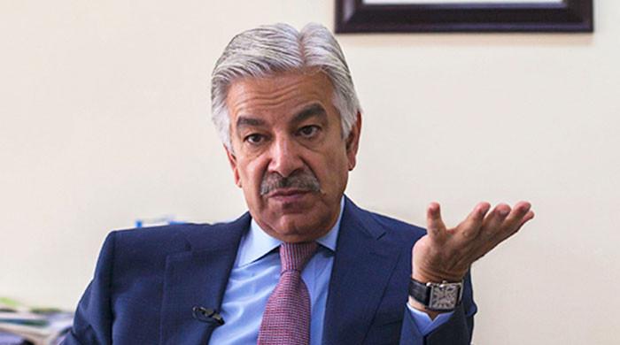 اسلام آباد خودکش حملہ ویک اپ کال ہے، اس ماحول میں افغانستان سے کامیاب مذاکرات کی امید رکھنا فضول ہوگا: خواجہ آصف