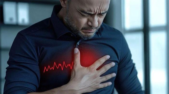 مستقبل میں ہارٹ اٹیک یا فالج کا عندیہ دینے والا وہ عنصر جو برسوں قبل جسم کا حصہ بن جاتا ہے