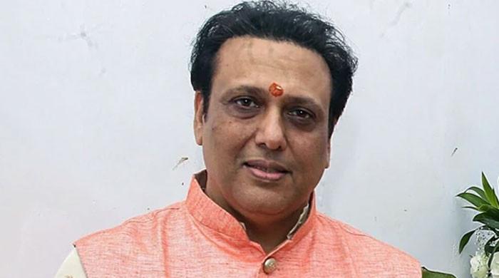 بالی وڈ اسٹار گووندا طبیعت اچانک بگڑ نے پر  بے ہوش ہوگئے، اسپتال منتقل 