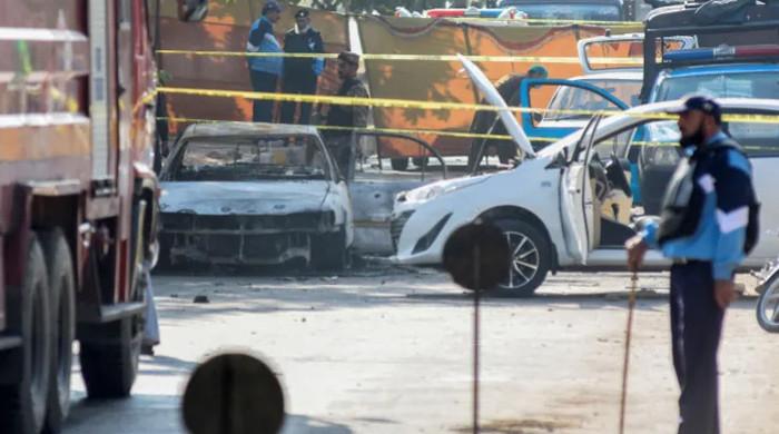 اسلام آباد دھماکا: حملہ آور کو جوڈیشل کمپلیکس تک لانیوالے موٹرسائیکل رائیڈر کو پکڑ لیا گیا