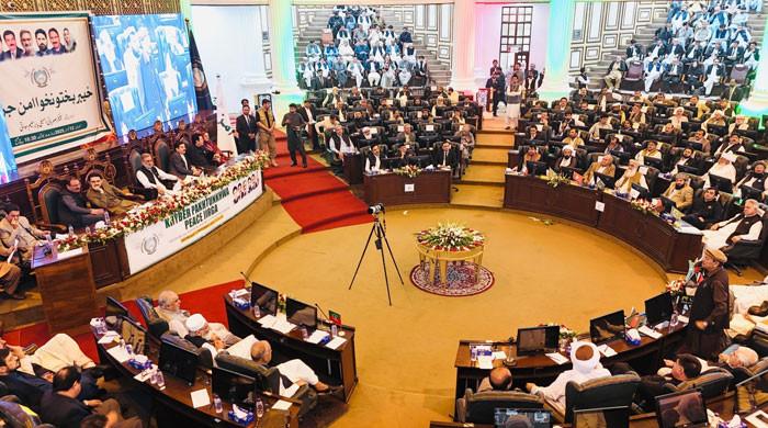 پاک افغان خارجہ پالیسی میں وفاق صوبے سے مشاورت کرے، پولیس اور سی ٹی ڈی داخلی سلامتی کی قیادت کریں گی: کے پی امن جرگہ