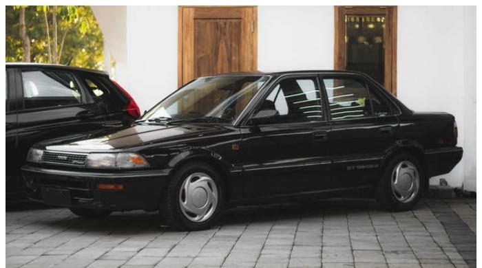 بیوی کیساتھ شاپنگ پر جانے سے بچنے کیلئے شوہر نے اپنی ہی گاڑی چوری کی کہانی بنادی