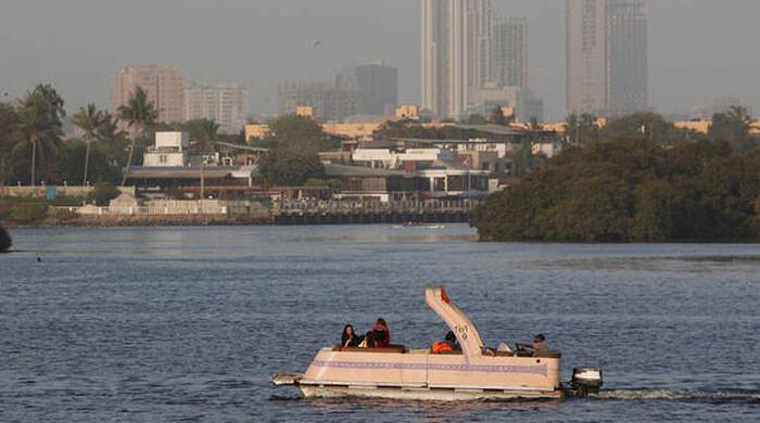 وفاقی کابینہ نےگوادر عمان فیری سروس کی منظوری دیدی