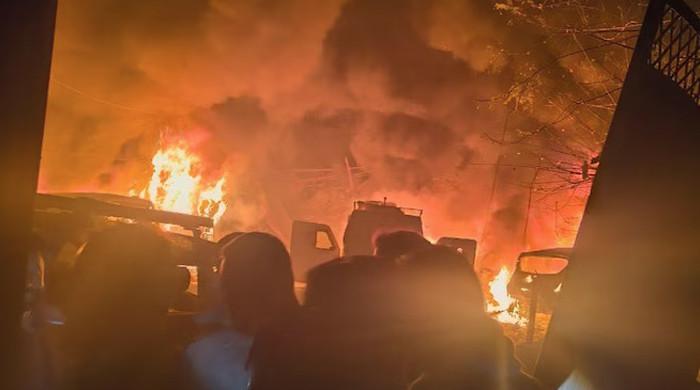 مقبوضہ کشمیر: سری نگر کے نوگام پولیس اسٹیشن میں دھماکا، 8 افراد ہلاک