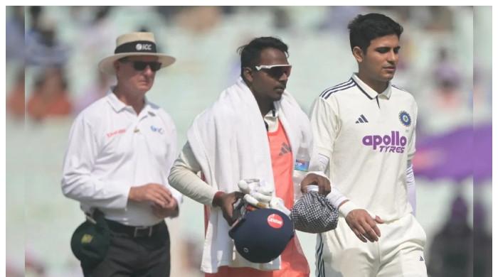 بھارتی کپتان شبمن گل جنوبی افریقا کیخلاف میچ کے دوران شدید انجری کا شکار، آئی سی یو میں داخل