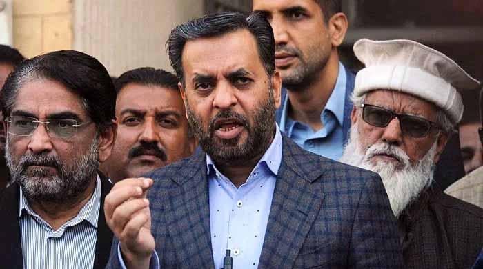 پی پی نے بلدیاتی نظام پر بات نہ کی تو 18ویں ترمیم ختم ہوگی اور سندھ میں صوبہ بھی بنے گا: مصطفیٰ کمال