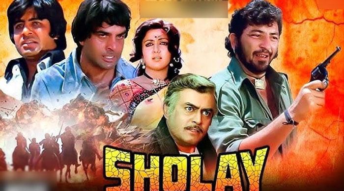 بھارتی فلم ’شعلے‘ 50 برس بعد نئے اختتام کیساتھ ریلیز  کیلئے تیار، اب کلائمیکس میں کیا ہوگا؟