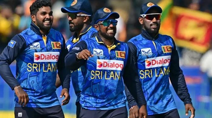 پاکستان میں سہ ملکی سیریز: کپتان سمیت 2 سری لنکن کھلاڑیوں کا وطن واپس جانے کا فیصلہ