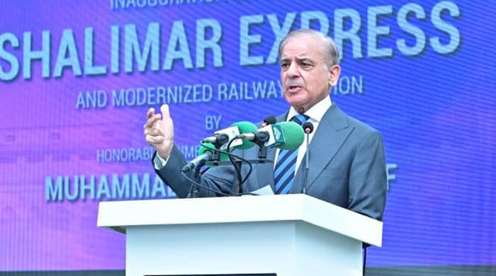 وزیر اعظم شہباز شریف کا کراچی سرکلر ریلوے کی جلد بحالی کا اعلان