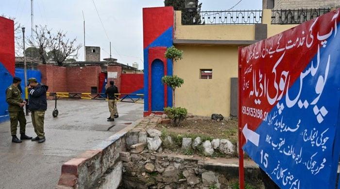 امریکی سفارتخانے کے 3 رکنی وفد کی اڈیالہ جیل آمد