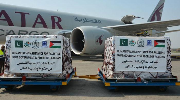 وزیراعظم کی ہدایت پر غزہ کیلئے بھجوایا گیا 100 ٹن امدادی سامان مصر پہنچ گیا