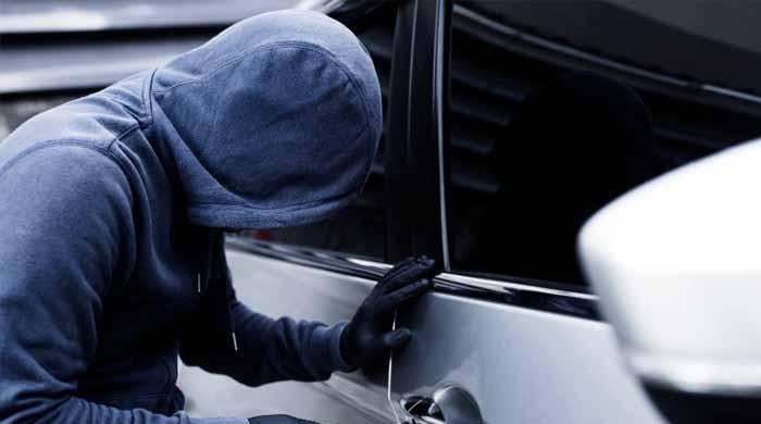 برطانیہ: ایک سال میں ایک لاکھ سے زائد کاریں چوری ہونے کا انکشاف، وجہ بھی سامنے آگئی