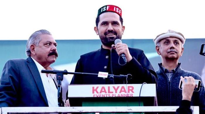 ضمنی انتخاب میں بدمزگی ہوئی تو رات تک عہدوں پر نہیں رہیں گے: وزیراعلیٰ کے پی کی انتظامیہ اور پولیس کو وارننگ