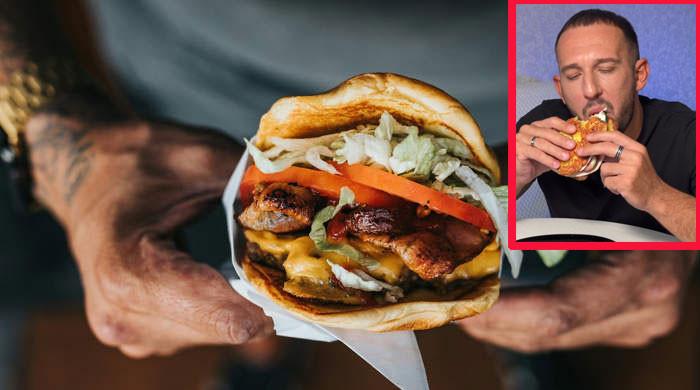 وزن بڑھانے کیلئے جنک فوڈ کھانے والا  30 سالہ فٹنس انفلوئنسر ایک ماہ میں چل بسا