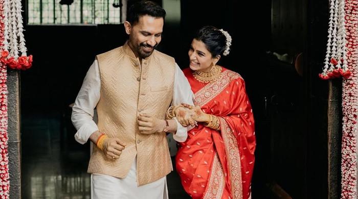 بھارتی اداکارہ سمانتھا نے معروف ہدایتکار  سے دوسری شادی کرلی