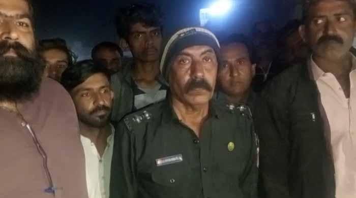 کراچی: گزشتہ روز سے لاپتا بن قاسم تھانے کا سب انسپکٹر منظر عام پر آگیا