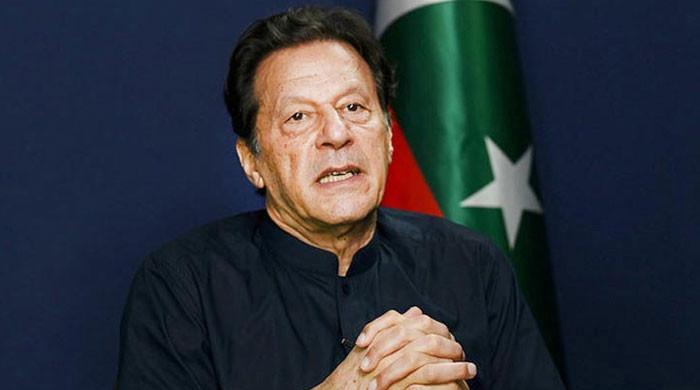 عمران خان کی صحت بالکل ٹھیک ہے، وہ غصے میں ہیں: بہن عظمیٰ خان کی ملاقات کے بعد گفتگو