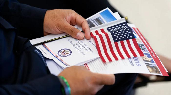 امریکا نے 19 ممالک کے تارکین وطن کی تمام امیگریشن درخواستیں روک دیں