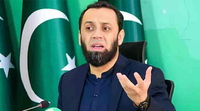 اب روز اڈیالا کے باہر تماشا نہیں لگےگا، آج سے عظمیٰ خان کی ملاقات بھی بند ہے: عطا تارڑ 