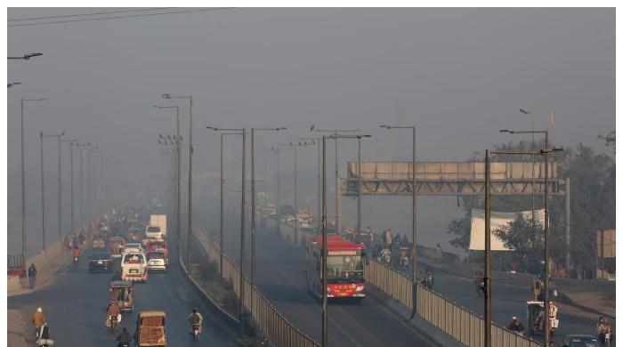 پنجاب حکومت نے ائیر کوالٹی بہتربنانےکیلئے ہنگامی اقدامات مزید سخت کردیے 