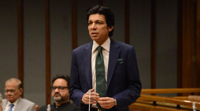 مائنس ون نہیں تو پی ٹی آئی پوری مائنس، اب ایک انچ بھی برداشت نہیں کیا جائےگا، رگڑ دیں گے: فیصل واوڈا