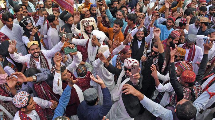 کراچی سمیت صوبے بھر میں سندھی ثقافت کا دن منایا گیا