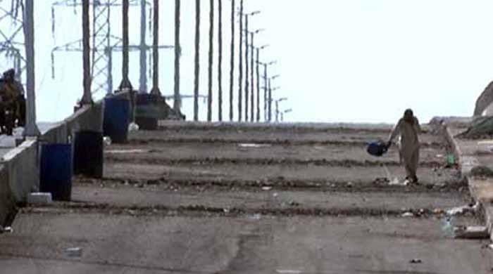 کے الیکٹرک کی درخواست: عدالت نے جام صادق پل کی پرانی تعمیرات کی مسمار کو روک دیا