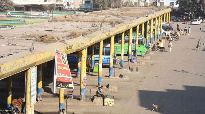 پنجاب حکومت سے مذاکرات کامیاب، ٹریفک آرڈیننس پر عملدرآمد معطل، ٹرانسپورٹرز نے ہڑتال ختم کردی