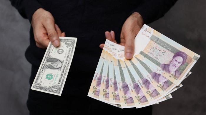 ایرانی ریال تاریخ کی کم ترین سطح پر آگیا، ایک ڈالر ساڑھے 12 لاکھ ایرانی ریال کا ہوگیا