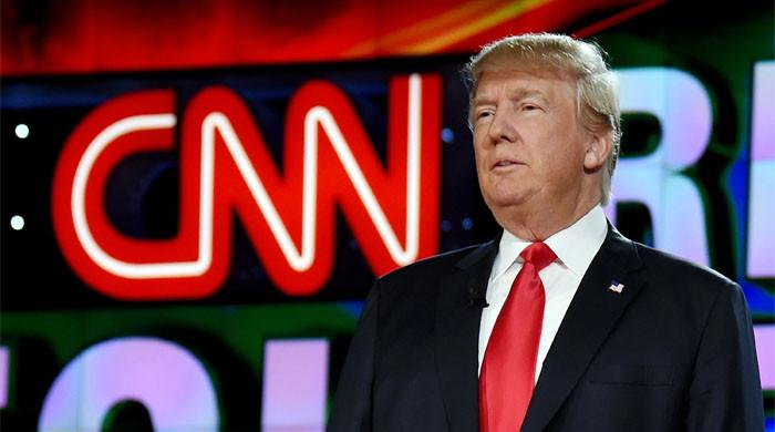 سی این این کو فروخت کردینا چاہیے، ٹرمپ کی ایک بار پھر چینل کی کارکردگی پر تنقید