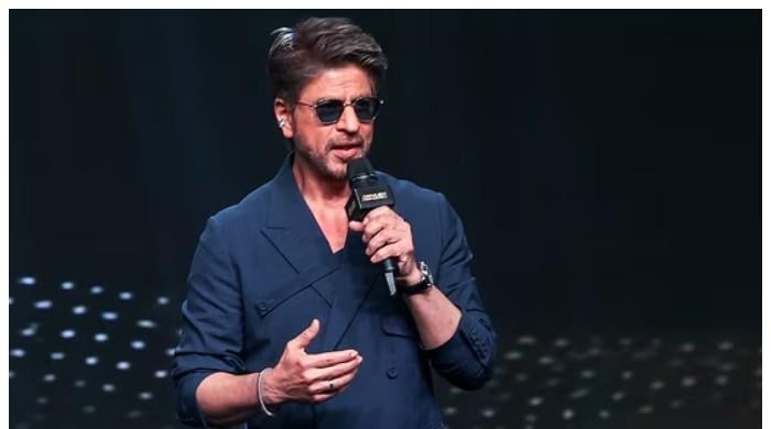 شاہ رخ خان کی روٹین میں بڑی تبدیلی، فٹ رہنے کیلئے کیا کرنا شروع کردیا؟