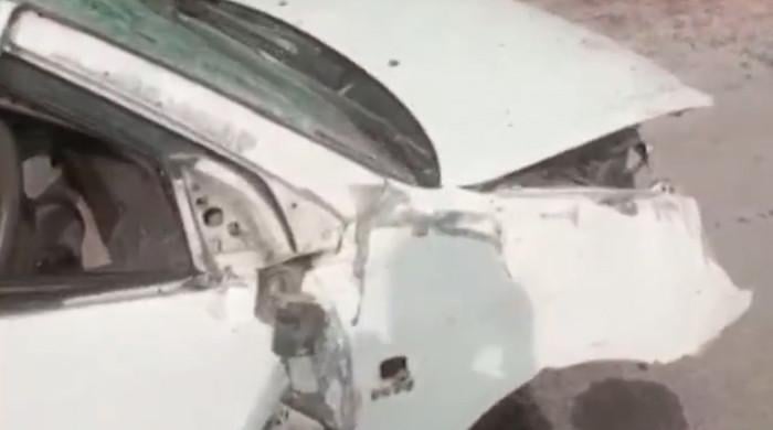 اسلام آباد: تھانہ کھنہ کی حدود میں 2 تیز رفتار گاڑیاں سی ڈی اے کے خاکروب پر چڑھ دوڑیں