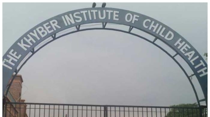 پشاور: خیبر انسٹیٹیوٹ آف چائلڈ ہیلتھ اینڈ چلڈرن اسپتال 13 سال بعد بھی مکمل نہ ہوسکا