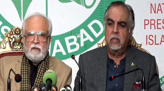 پی ٹی آئی کی موجودہ قیادت نااہل ہے، واضح نظر آرہا انکے پاس اب کوئی راستہ نہیں: عمران اسماعیل