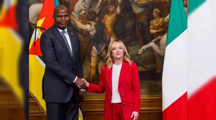 اطالوی وزیراعظم اور موزمبیق کے صدر کی ملاقات کی تصاویر سوشل میڈیا پر وائرل