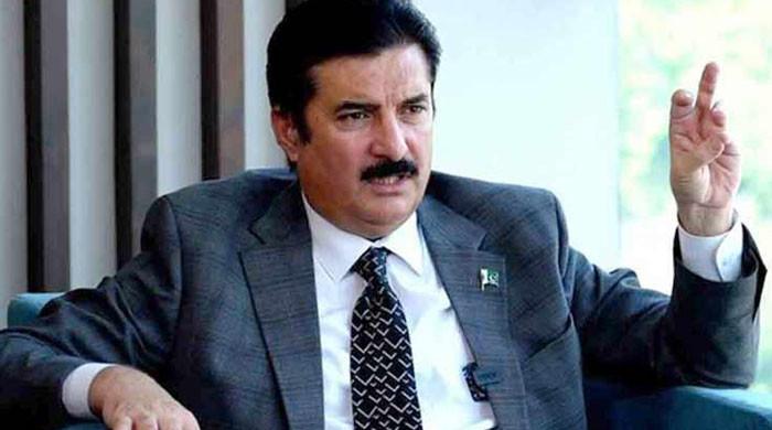 اسلام آباد یا پشاور بند کرنے سے عمران خان کی سزا ختم نہیں ہوگی: گورنر کے پی