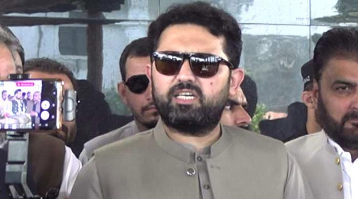 ایک صوبےکو تمام  وسائل دیے جارہے ہیں اور دوسرے صوبےکوکچھ نہیں مل رہا: سہیل آفریدی 