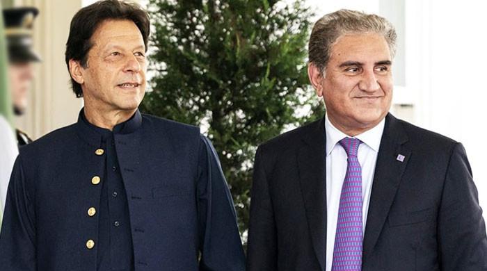 سابق پی ٹی آئی رہنماؤں کا وزیراعظم کو خط، شاہ محمود کو پیرول پر رہا کرنیکا مطالبہ، عمران نظرانداز