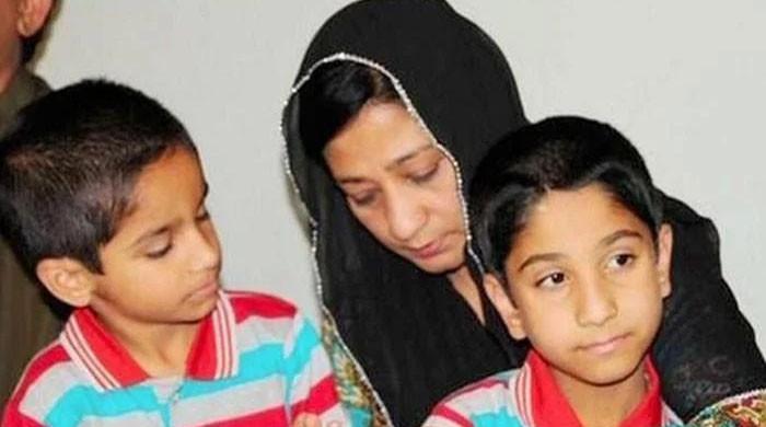 ڈاکٹرعمران فاروق کی اہلیہ شمائلہ فاروق کی میت کراچی پہنچا دی گئی